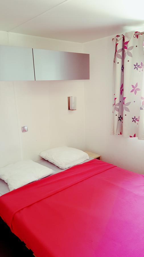 Camping Orly D'Azur Hotel Сикс-Фор-ле-Плаж Екстериор снимка